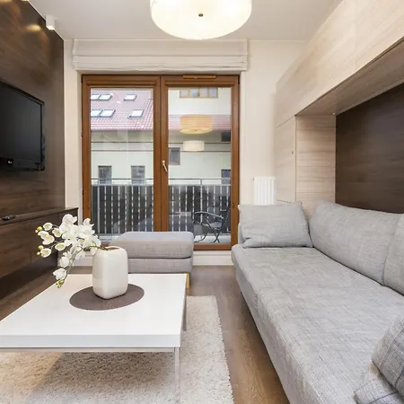 Cosy By The By Renters Karwia