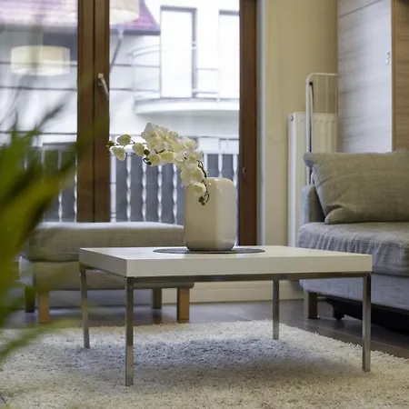 Cosy By The By Renters *