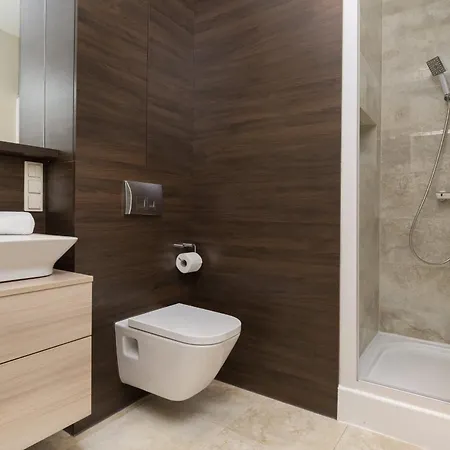 Cosy By The By Renters *