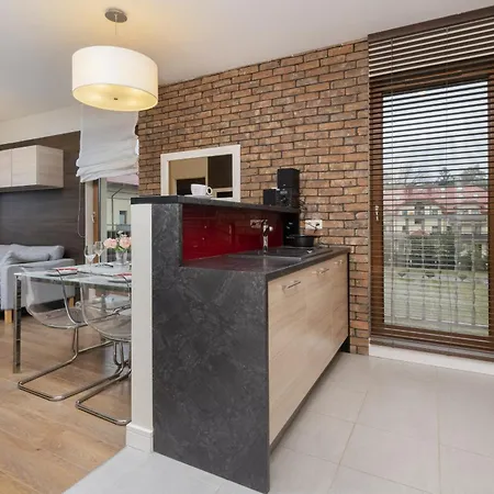 Cosy By The By Renters Lejlighed *