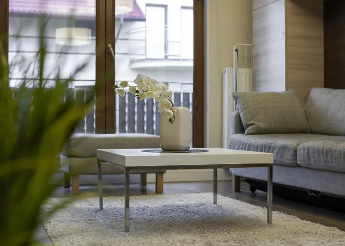 Cosy By The By Renters *