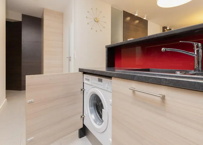 Cosy By The By Renters